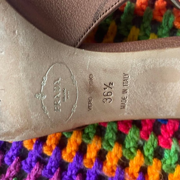 Vintage 90s Prada kitten heels ✨ - Picture 5 of 6